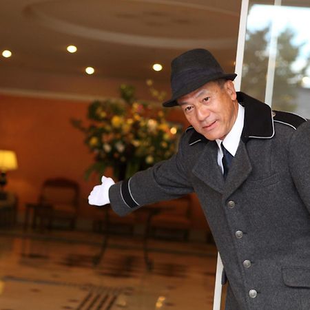 Hotel Crown Palais Chiryu Bagian luar foto
